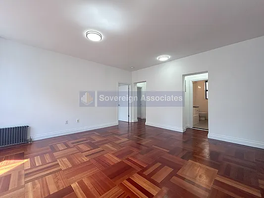 Rented by Sovereign Associates | media 6