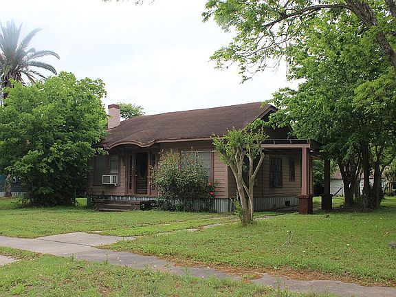 3rd image of 501 W May St