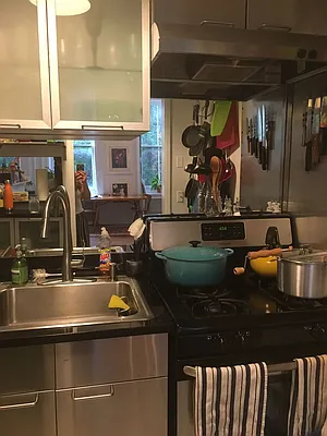 Rented by Roberta Russell, LREB | media 27