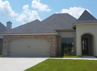 104 Meadow Gate, Lafayette, LA 70508