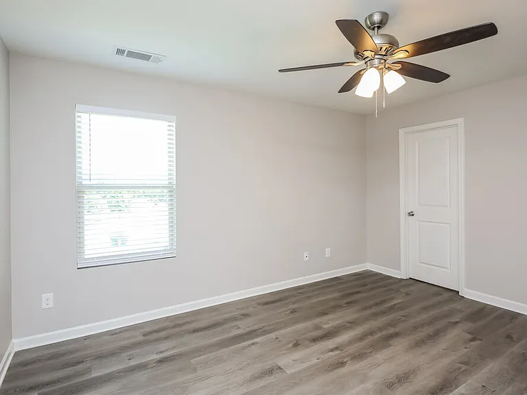 643 Nonsuch Way — Photo 11