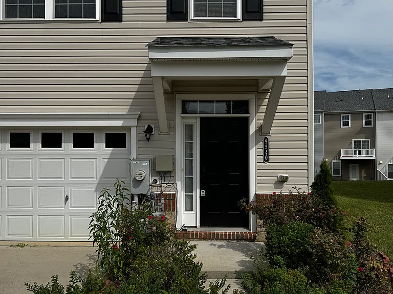 9540 John Locke Way — Photo 2