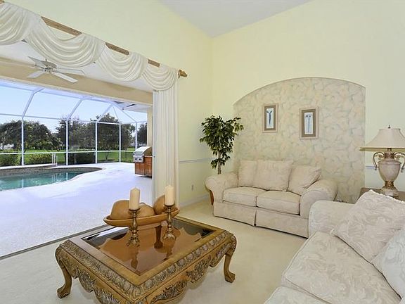 5th image of 111 Abercrombie Ave
