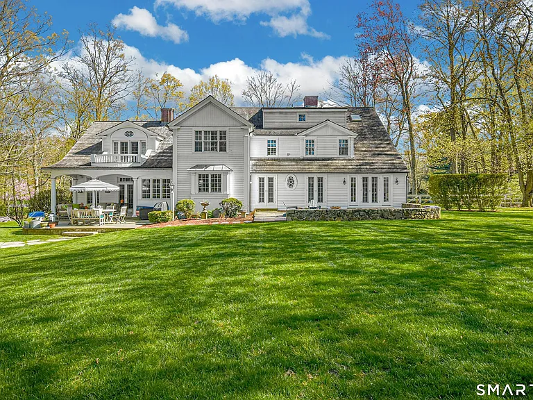 25 Stephanie Ln — Photo 32