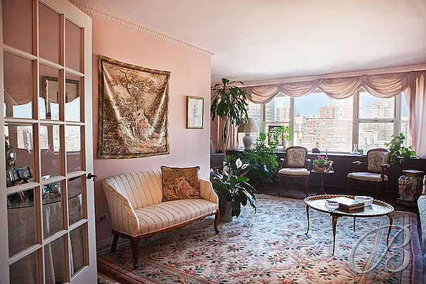 Sold by Bellmarc Realty | media 2