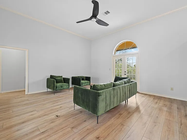 140 Barton Ranch Cir — Photo 11