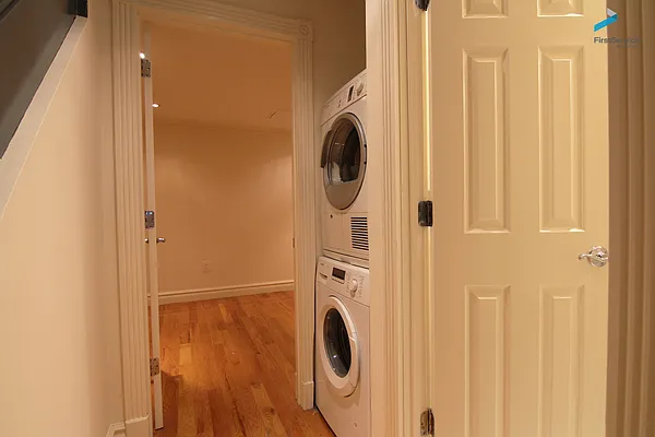 Rented by FirstService Realty (legacy) | media 21