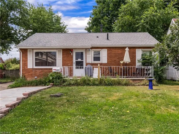 2807 Avalon Ave NE, Canton, OH 44705