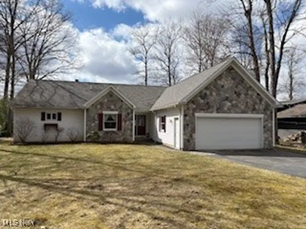 2281 Morning Point, Rock Creek, OH 44084