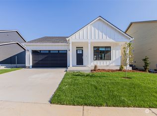 706 Cardinal Ave, Winlock, WA 98596