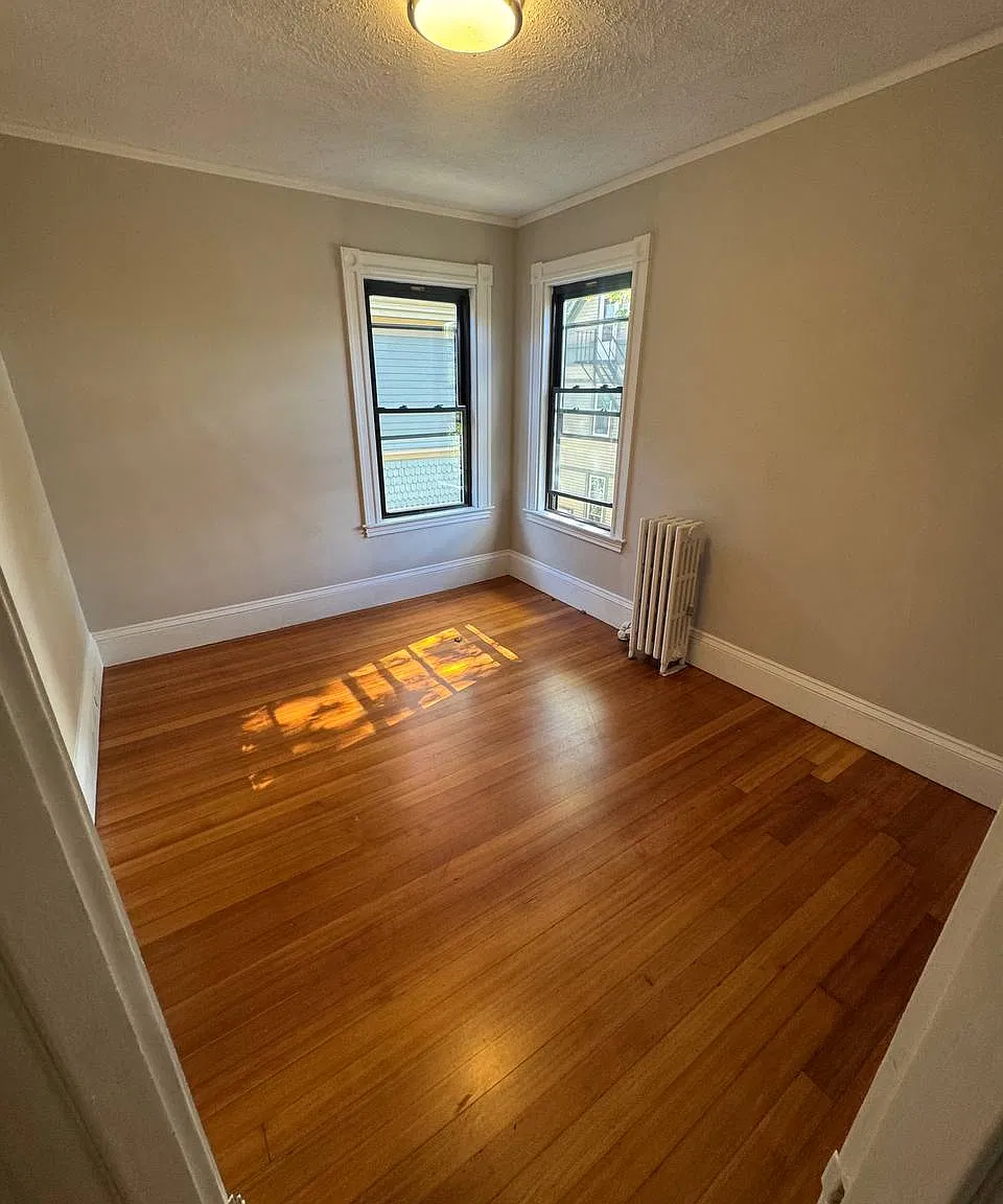 6 Pleasant Ave — Photo 3