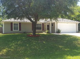 581 Hillsdale Ave NW, Palm Bay, FL 32907