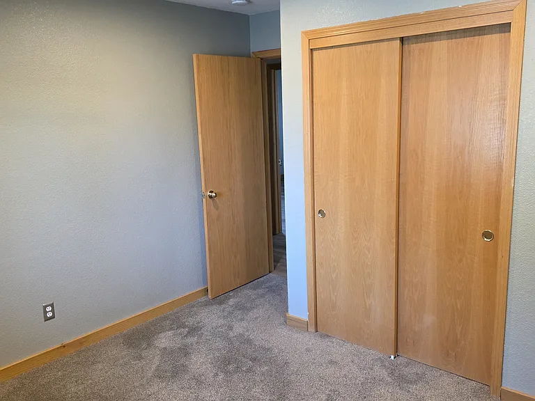10231 Worchester Cir — Photo 44