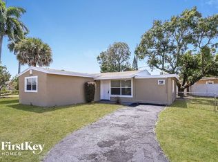 3750 NW 4th Pl, Fort Lauderdale, FL 33311
