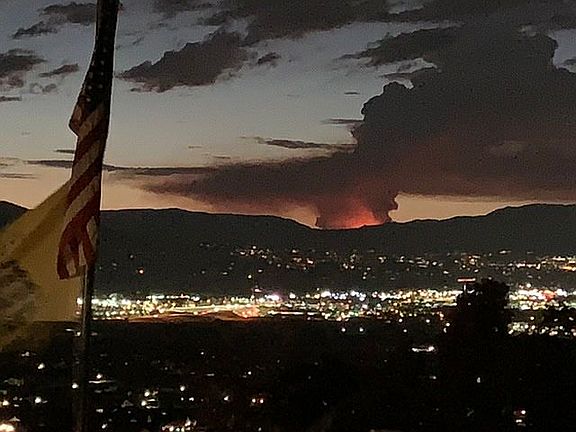 Fire on Peavine Peak 