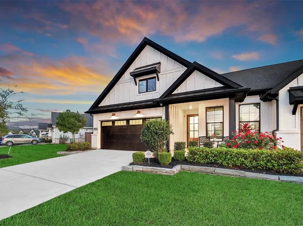 6439 Pomegranate Blossom Dr, Katy, TX 77493