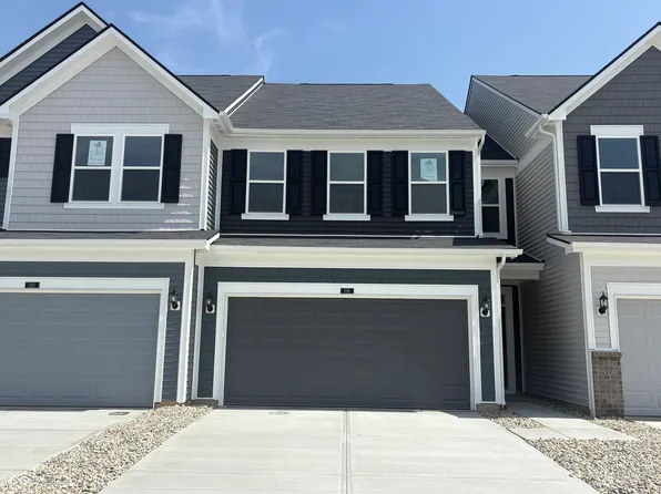 686 Garrow Dr, Westfield, IN 46074