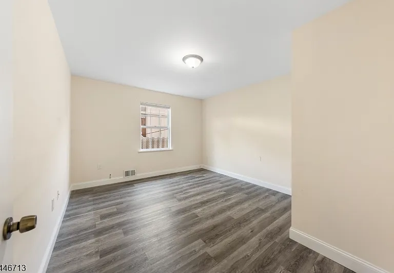128 Baltimore Ave — Photo 12
