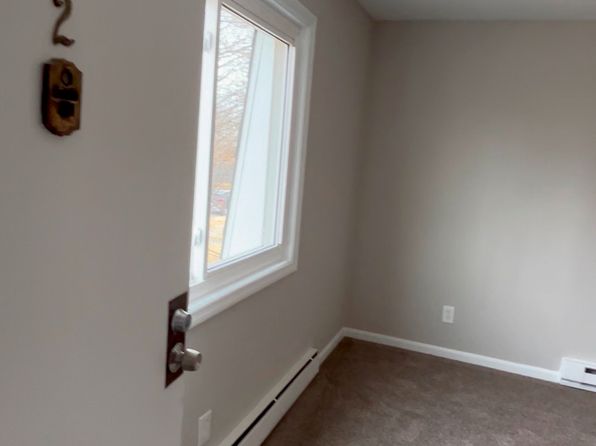 644 Maryland Ave APT 2