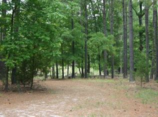 172 Thunder Rd, Ward, SC 29166