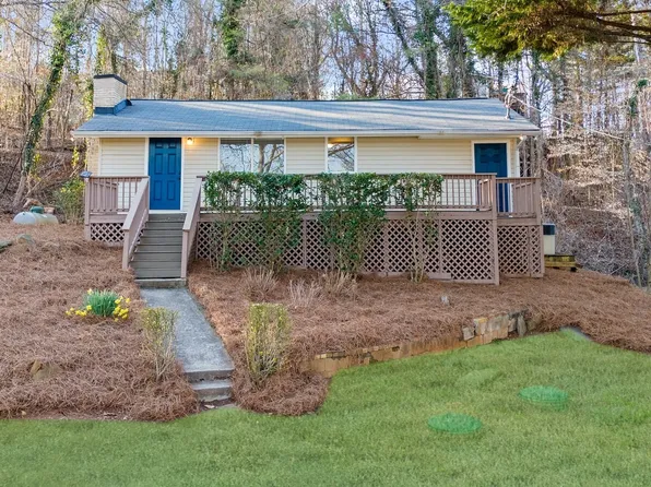 6965 Crystal Cove Trl, Gainesville, GA 30506