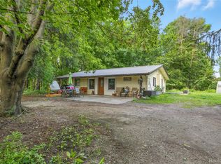 7604 Imlay City Rd, Avoca, MI 48006