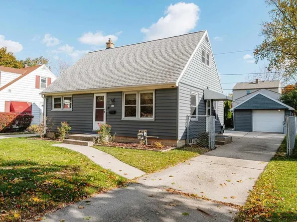 158 N 92nd St, Milwaukee, WI 53226