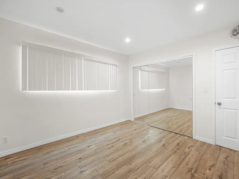 10204 Tujunga Canyon Blvd #2 — Photo 13