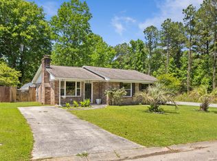 61 Tanbark Ct, Goose Creek, SC 29445