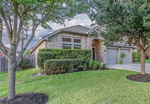 1st image of 1112 Whitemoss Dr