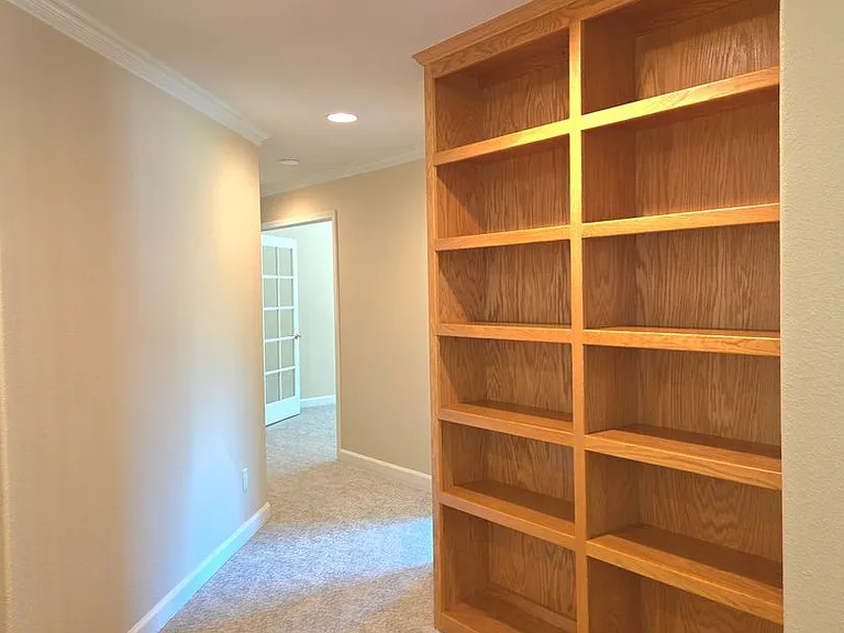 206 Murcia Ct — Photo 20