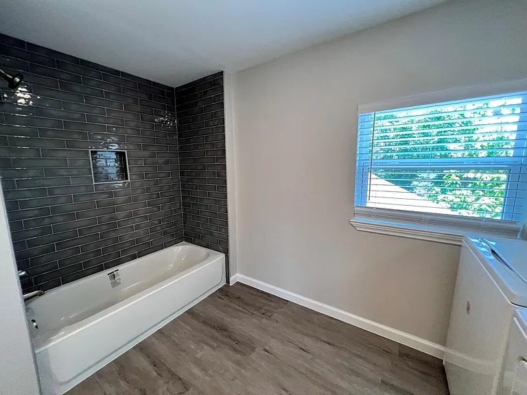 6708 Avenue I #E — Photo 12