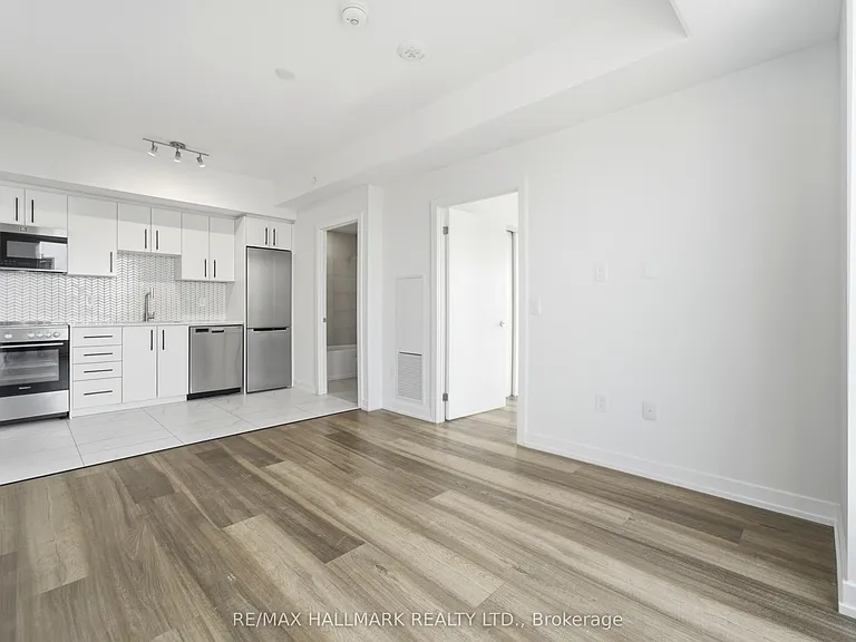 5 Wellington St S #1406 — Photo 9