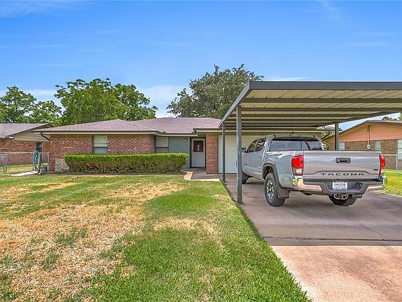 3rd image of 4604 Marina Ct