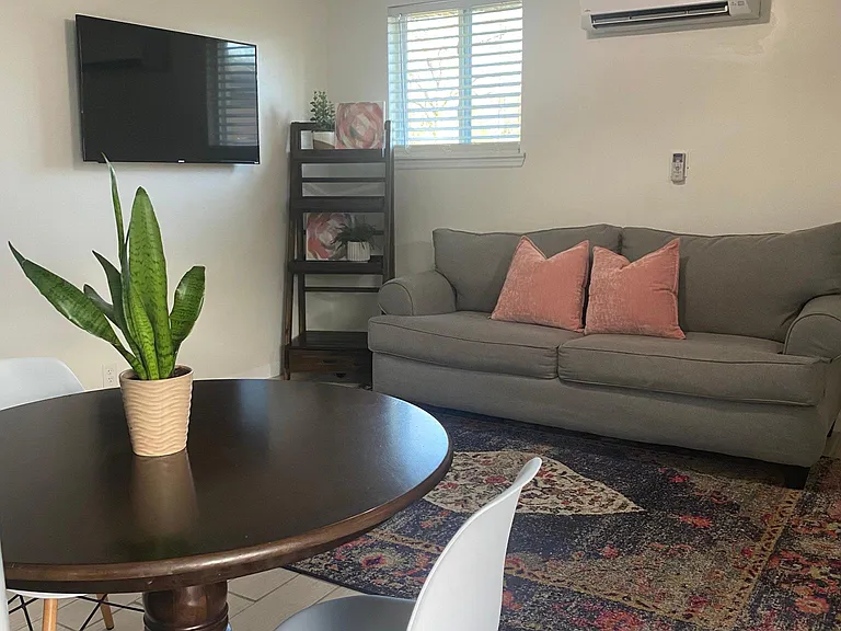 1510 Shelton Ave #B — Photo 4