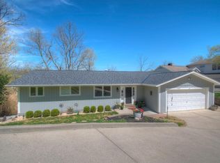 1562 Aqua Vista Dr, Lawrenceburg, IN