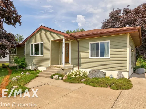 12725 Hack Rd, Reese, MI 48757