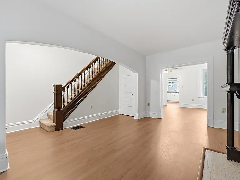 3466 Perrysville Ave — Photo 6
