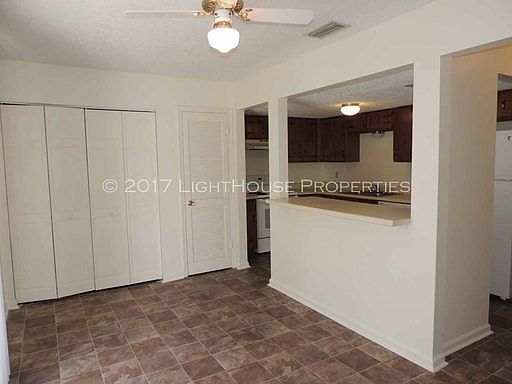 2nd image of 146 Kitty Hawk Sq