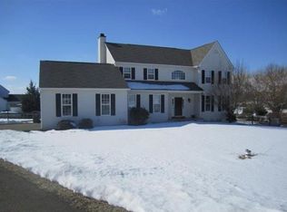 204 Autumn Hill Dr, Oxford, PA 19363