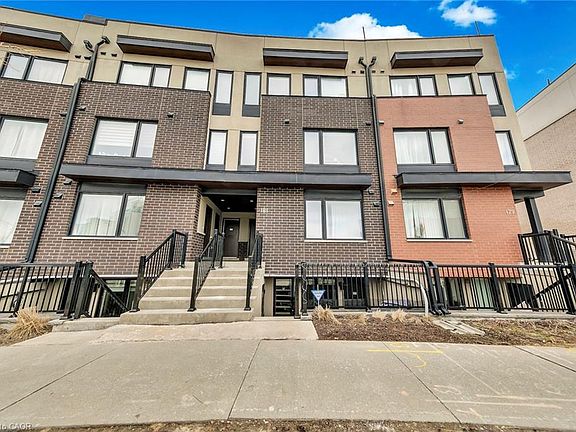 3rd image of 181 William Duncan Rd #5