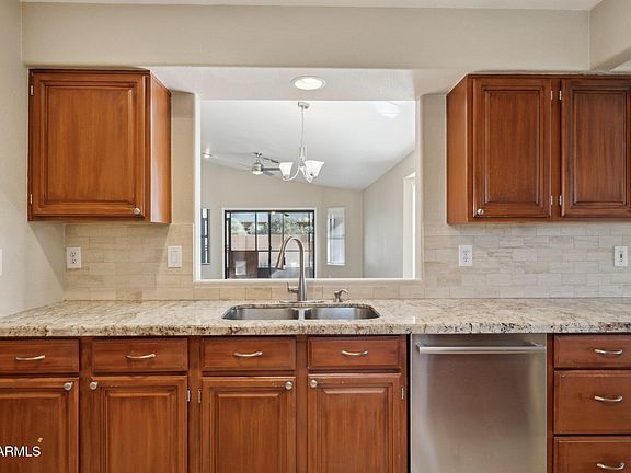 5th image of 16512 E ASHBROOK Drive