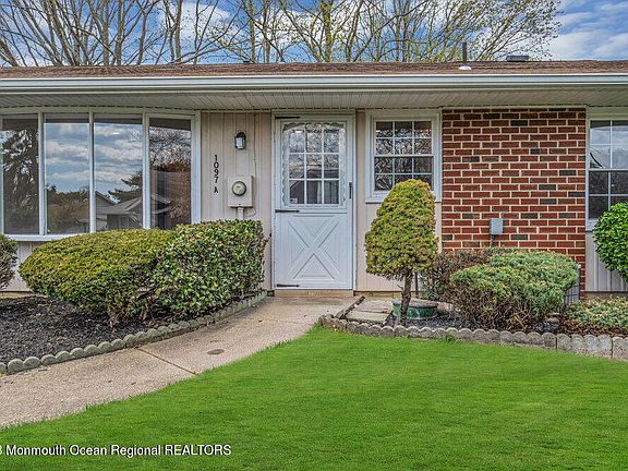 5th image of 1097A Argyll Circle