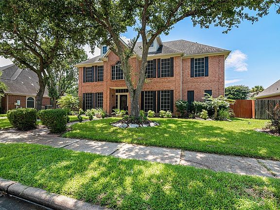 3rd image of 1206 Eagle Lakes Drive