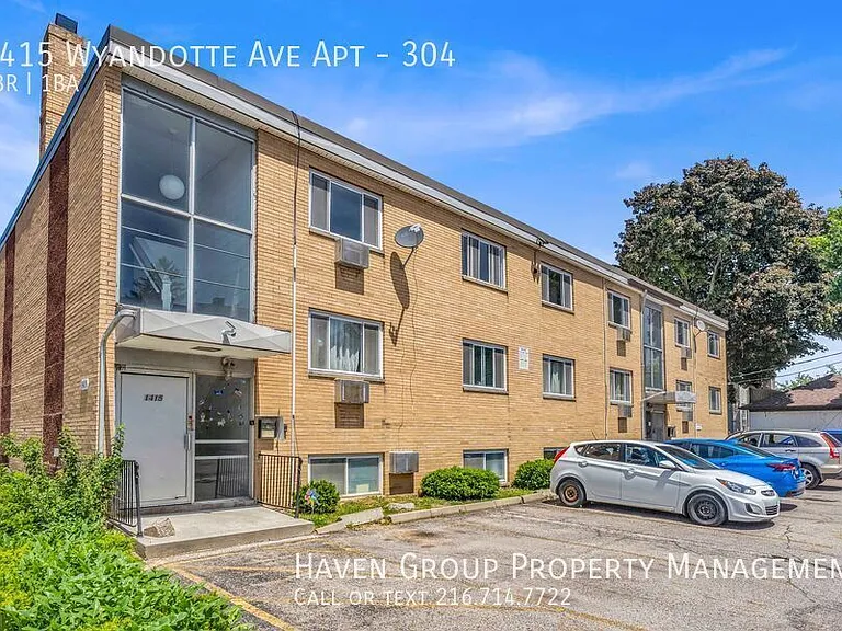 1415 Wyandotte Ave #304 — Photo 2
