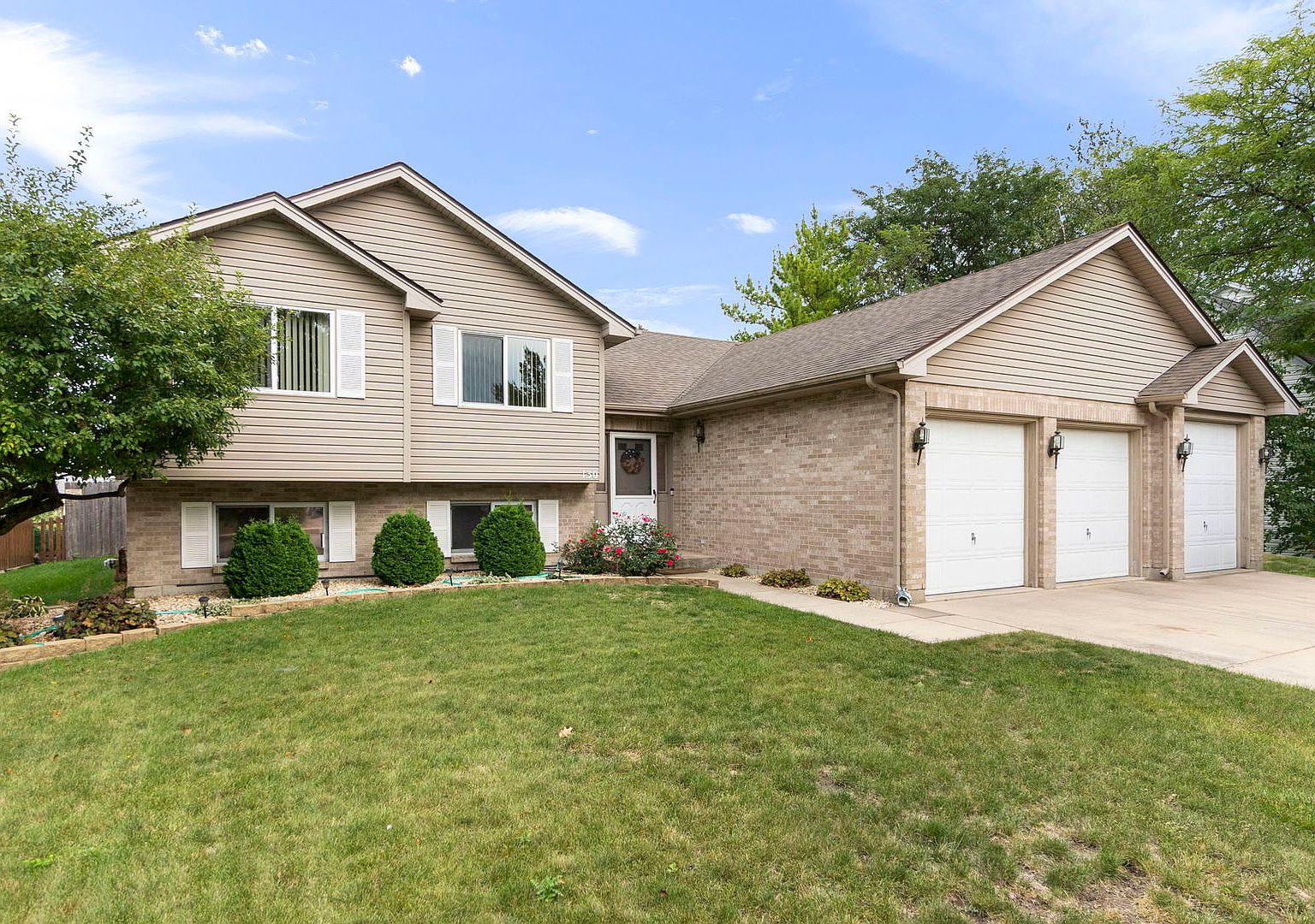 130 N Vincent Dr, Bolingbrook, IL 60490 | Zillow