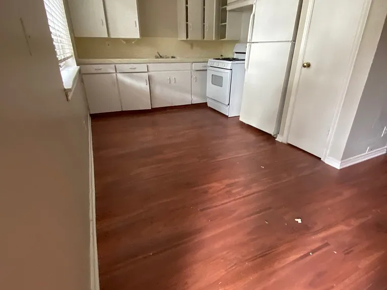 5823 McCommas Blvd #A — Photo 13