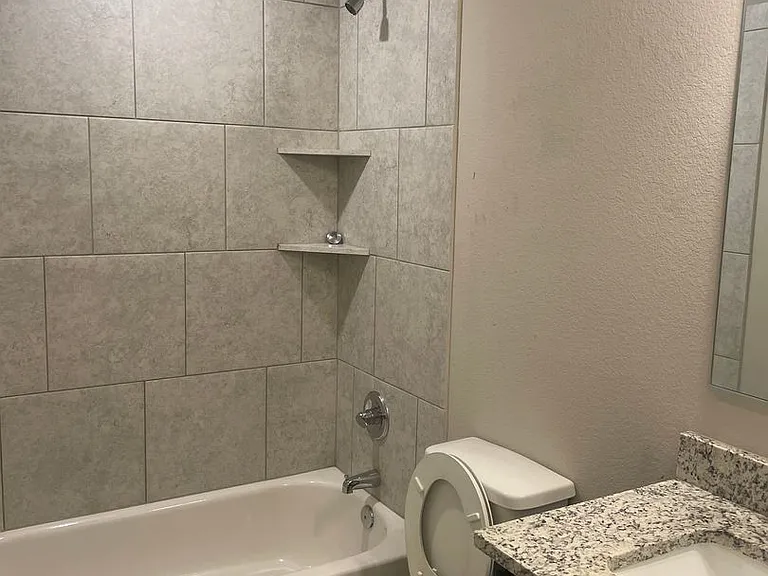 7809 Montclair Dr — Photo 4