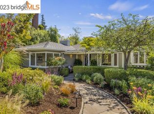 18 Crest Rd, Piedmont, CA 94611