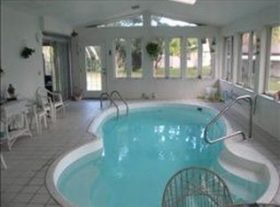 3445 Sutherland Dr, Palm Harbor, FL 34684